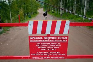New singletrack being built near Chair 10 at Vail seeks to maintain hiking, biking access to Benchmark Peak