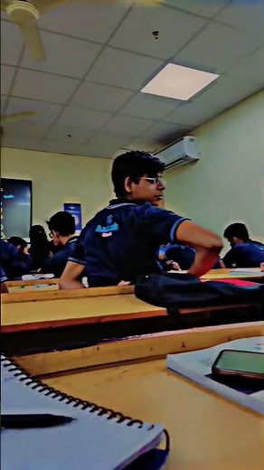 Inside Aakash classroom #akash #kotakitarp #neet #iit #rank1 #janakpuri #iit