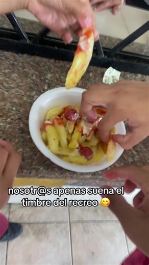 Delicious Ecuadorian School Lunches