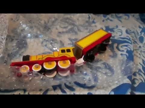 Unboxing and Review on Trackmaster Molly