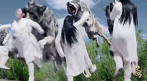 Best Scene - Only The Strong Lady 👩can escape from the death !! | 3D