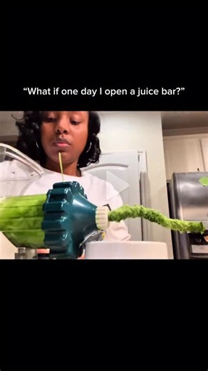 Write your goals and dreams out💫make it plain. All praise to the most high♥️ #year2 | Fresh And Pressed Juice