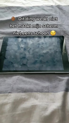 How to Clean a Tablet Screen Effectively