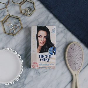 Getting up close and personal with gorgeous, at-home color 💕 Schedule a 1:1 virtual consultation with a Clairol expert to find out which shade of Nice’n Easy hair color is your next stunning look! Click the link in bio to book! | Clairol