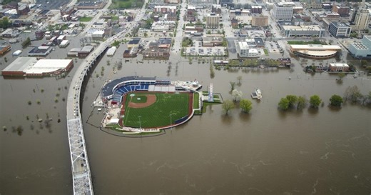 Flood levels approaching 1993 levels in some places along Mississippi River