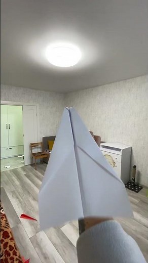 Das Papierflugzeug, das weit weg fliegt 35