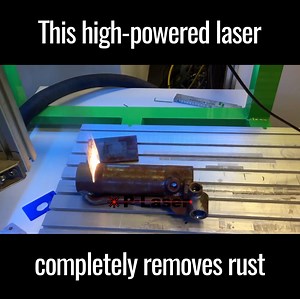 I could watch this laser in action all day 😍😂 | UNILAD