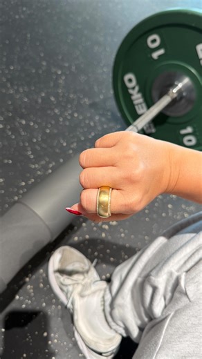 Arkay Jewellery on Instagram: "💥 NEW DROP!! 💥 this one has been a long time coming!! Finally A cover for your Oura ring! For the girl who wants to track her health, but also wants to shine bright! ⭐️ slips on and off in a second, super easy to workout in, comfortable enough to sleep in, a piece you can live in!! In a nutshell, a piece that is quintessentially Arkay 💜"