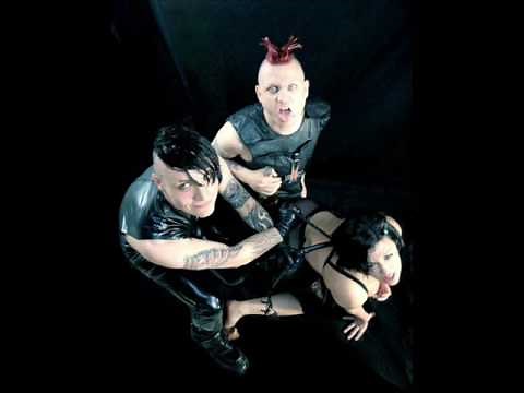 Alien Vampires - Fuck Off And Die (Remix By Noisuf-X)