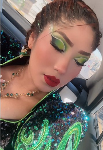 Maquillaje Artístico Verde para Caporal y Danzas Folclóricas