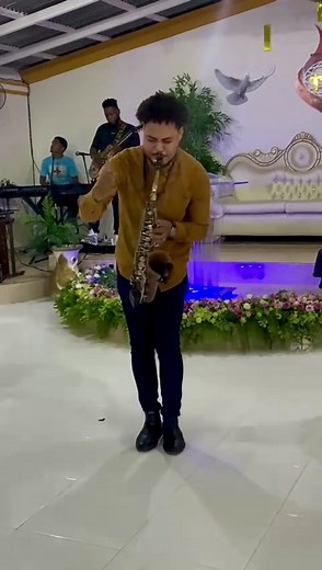 Alaba a Dios - Saxofón Cristiano