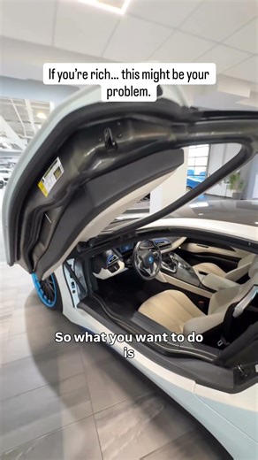 How to safely enter a vehicle with butterfly doors. Rich people problems?