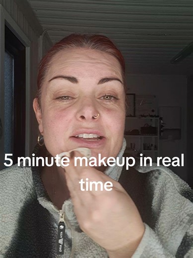 Achieve a Flawless 5-Minute Makeup Routine