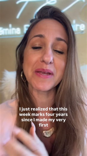 Selena Kipnis | The Feminine Reprogrammer on Instagram: "Holy freaking moly… Four years since I made my very first coaching offer! It feels like a lifetime though 😂😂 In honor of my life coaching anniversary, I invite you to send me any DM‘s and messages to connect…let me know your challenges and your desires, let me help you win at living YOUR best life 🤩😎 Let’s do life together 🥰"