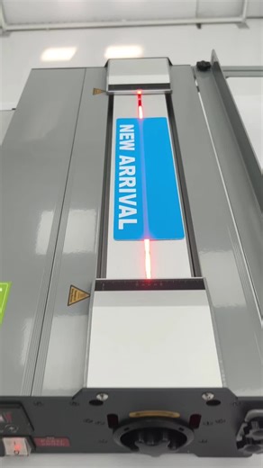 Acrylic, PVC, styrene board — clean bends, sharp edges, zero stress. #AcrylicBendingMachine #AcrylicBender #PlasticBending #Styrene #StyreneBoard #StyreneSheet #AcrylicFabrication #PVCBending #SignMaking #DisplayProduction