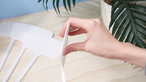 50 Pcs 14.2 Inch Plastic Plant Labels Plant Tags T Type Plant Markers with Pen for Outdoor Indoor Garden Pot Plant Herbs Flowers Vegetable