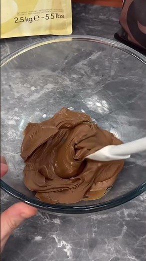 Make modelling chocolate with a yummy orange flavour ….