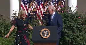 Jill Biden Abusing Joe Biden? Accusations Surface After She Instructs 'Lost' Biden to Get Down From the Podium
