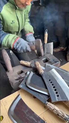 The Proof is in the Cutting:Watch This Cleaver Slice Through Rebar#HandForged#BladeSmithing