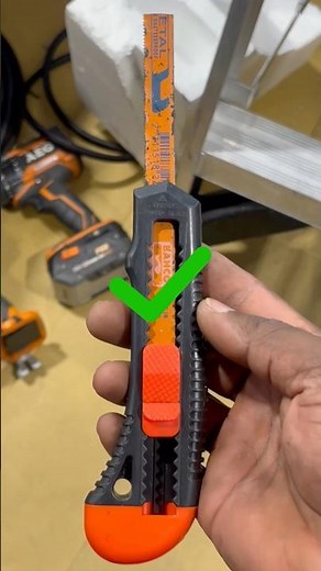 The "Pocket Hacksaw" Trick 🤫🪚​#hacksaw #toolhacks #plumbing #workshop #shorts #pvcpipe #lifehacks