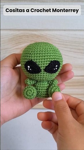 Step-by-Step Crochet Alien Amigurumi | Easy Beginner Tutorial 👽