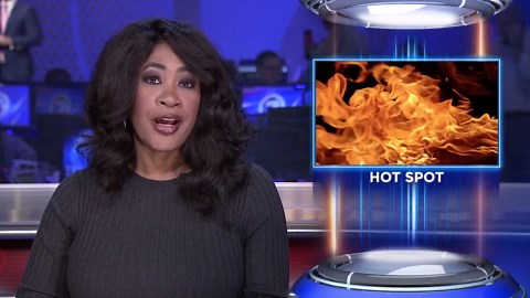 Crews extinguish fire that broke out inside a house in Hollywood; no injuries reported - WSVN 7News | Miami News, Weather, Sports | Fort Lauderdale