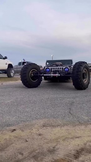 😍😍 | V12 Magazine