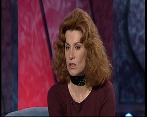 Happy birthday to actor, comedian and presenter Brian Conley who is 63 today. Clip from his 2001 interview with actress Stephanie Powers from his self titled series The Brian Conley show which ran for 3 series from 2000 to 2002. #BrianConley #botd | Thames TV Archive