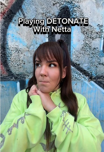 Exploring Netta Barzilai's Unique Artistic Style