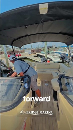 How To Back a Pontoon Boat into a Slip: Bridge Marina Boating Tip #shorts