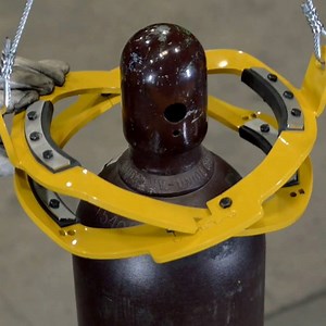 217K views · 663 reactions | This lift makes it easy to move extremely hazardous gas cylinders. | Cheddar Gadgets | Facebook