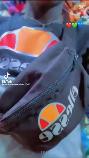 Vidéos de Junior Lo Sãøüdįën (@junior.lo.sdn) avec son original - ICONIC