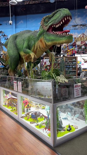 Did you know we are a @schleichofficial flagship store? Not only do we carry a massive selection of Schleich figurines and sets, but we also have a GIANT T-Rex on display! 🦖 Stop by to see for yourself 👀 #schleich #ilikeschleich #schleichanimals #toys #toystore #educationaltoys #dinosaurs #toytraders