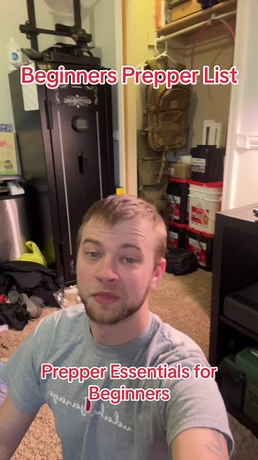 If your new to prepping and need help this is my beginners prepping guied on what you should buy first. #prepper #prepping #bugoutbag #shtfprepper #doomsdaypreppers #naturaldisastersurvival #beginnersguide #readywise #longtermfoodstorage
