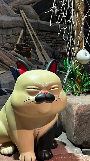 Ihr wolltet immer schon einmal in die Welt der Pixar-Filme eintauchen? Seit 12. März 2025 könnt ihr eure Pixar-Filmstars in der Ausstellung „Mundo Pixar Experience“ hautnah erleben. In 13 Räumen taucht ihr in die Welt von Coco, Cars, Oben und vielen mehr. Wo: Brussels Expo, Palais 1, Brüssel Preise: ab € 17,50 Tickets: www.mundopixar.com #mundopixarexperience **Unbezahlte Werbung** | Frank Wegener