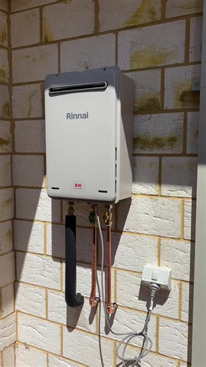 Instantaneous hwu install !! 🔥 #plumbing #plumbersoftiktok #plumbinglife #plumber #plumbingtok