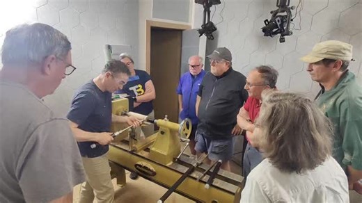 Stuart Batty Tools on Instagram: "Day 2 of my Spindle and Bowl turning class. Here I'm showing making coves! https://stuartbattytools.com/classes #woodturning #sbtools #latheturning #bowlturning #pushcutgoat #education #lathe #powermatic #woodturning #turnerswarehouse #crafts #craftsuplies #battypushcut"