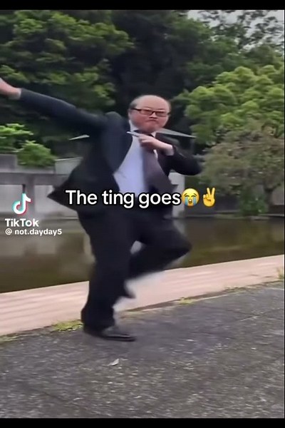 The ting goes 😂🫱👀