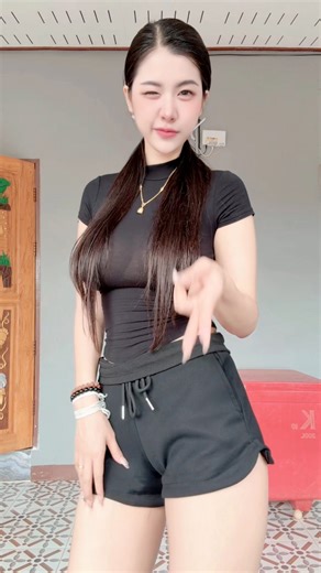 จะหายเต้นค่อมจังหวะกี่โมง🤣😂 | Suchira Siriwiriyaarpa