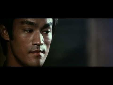 Juego con la muerte (Game of death) (1978) - La pelea en el vestuario