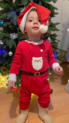 Кира Чайдак on Instagram: "забирай⤵️ 1. День без обязательств. Ты заранее всё организуешь так, чтобы у него был полный день без просьб, планов и «надо». Не сюрприз «по факту», а чётко: сегодня ты свободен. Мужчины это запоминают. 2. Персональный апгрейд хобби Не «что-то связанное», а лучшее в его конкретной теме: ✔️нормальный нож, если он готовит ✔️профессиональные перчатки / экип, если спорт ✔️дорогой аксессуар к тому, чем он уже пользуется Важно: ты показала, что вникла, а не просто купила. 3.