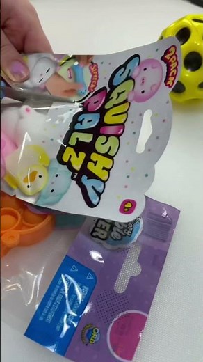 TESTING $1 CHEAP FIDGETS!🌕🧡