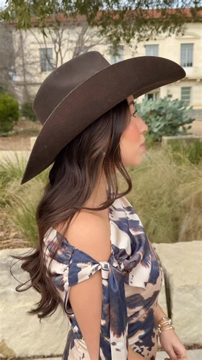 Eleanora’s Boutique on Instagram: "Rodeo collection loading 🌙🐎✨🤎"