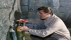 Watch The Saint Season 5 Episode 6 - The Convenient Monster