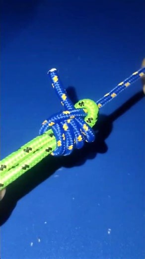 End rope connection idea! An easy way to connect two ropes of different sizes! #diy #rope #knot