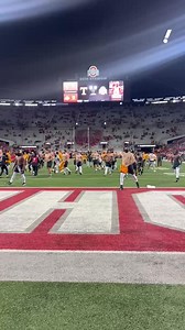 791K views · 4.2K reactions | It is 25 degrees and snowing, but the Vols are ready to go  | Yahoo Sports | Facebook