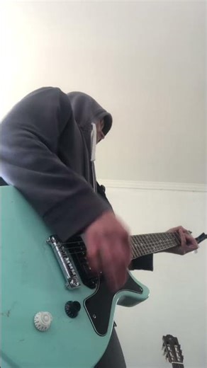 First date - Harley Benton DC JR