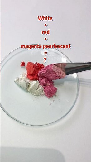 Mixing 3 pearlescent colors is so satisfying! #PigmentMix#PearlescentPowder#isuochem