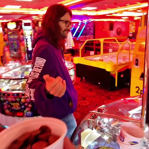 We put loads of money in the 2p machine this is what you get out! #skegness #arcade #arcadegame #slotmachine #gambling #gamblingproblem #skegnessofficial #win #exciting #fyp #2pmachine