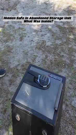 #safe #money #treasure #storage | storage